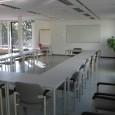 Kenmerken Geschikt: max. 17 personen (meer in overleg) Gebruik: Trainingen, Presentaties, Work-shops Vrij uitzicht over de Plas van poot en […]